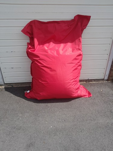 Red xxl bean bag