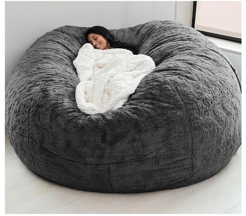 7ft giant faux fur - giant,